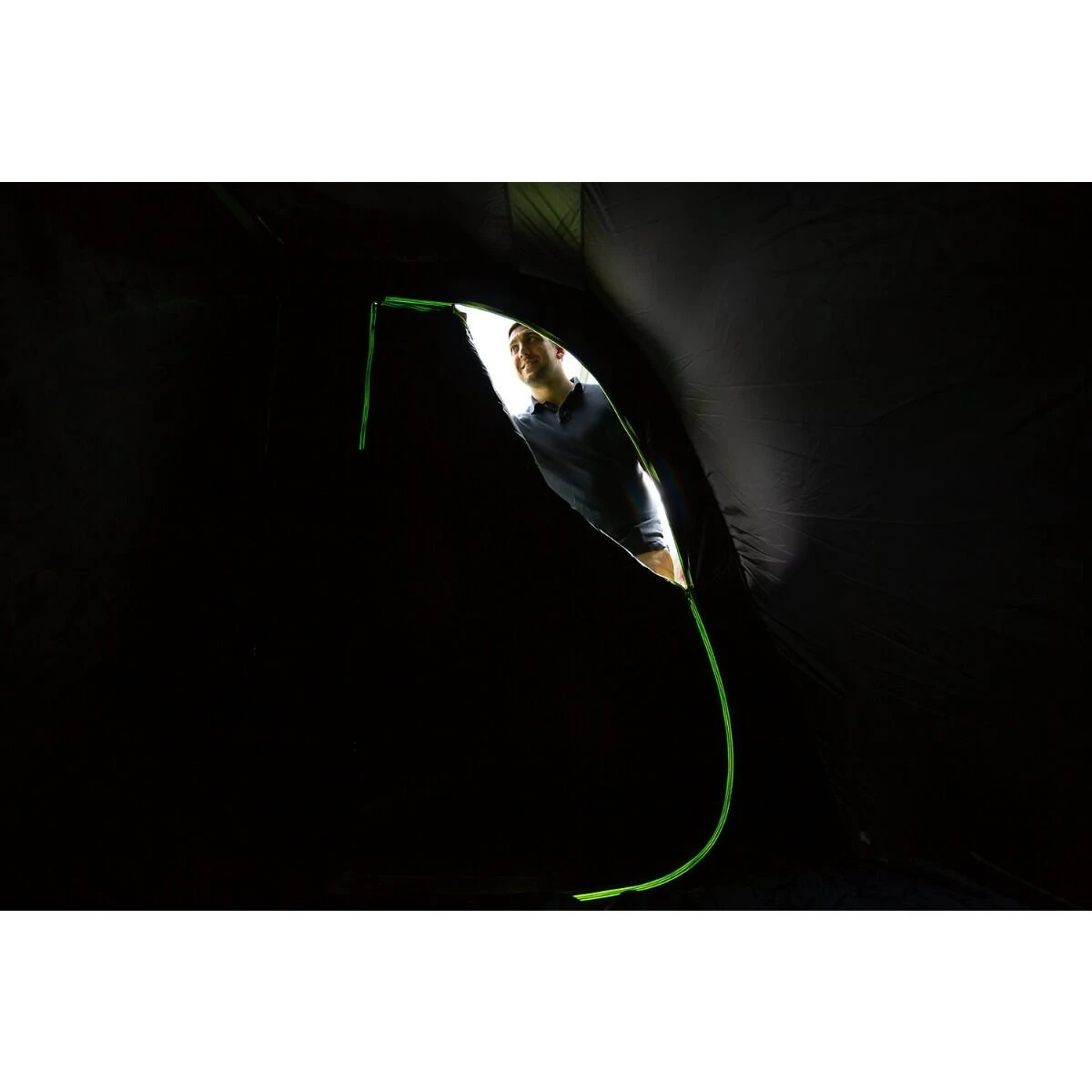 Coleman Weathermaster 4XL Air Tent - Image 4